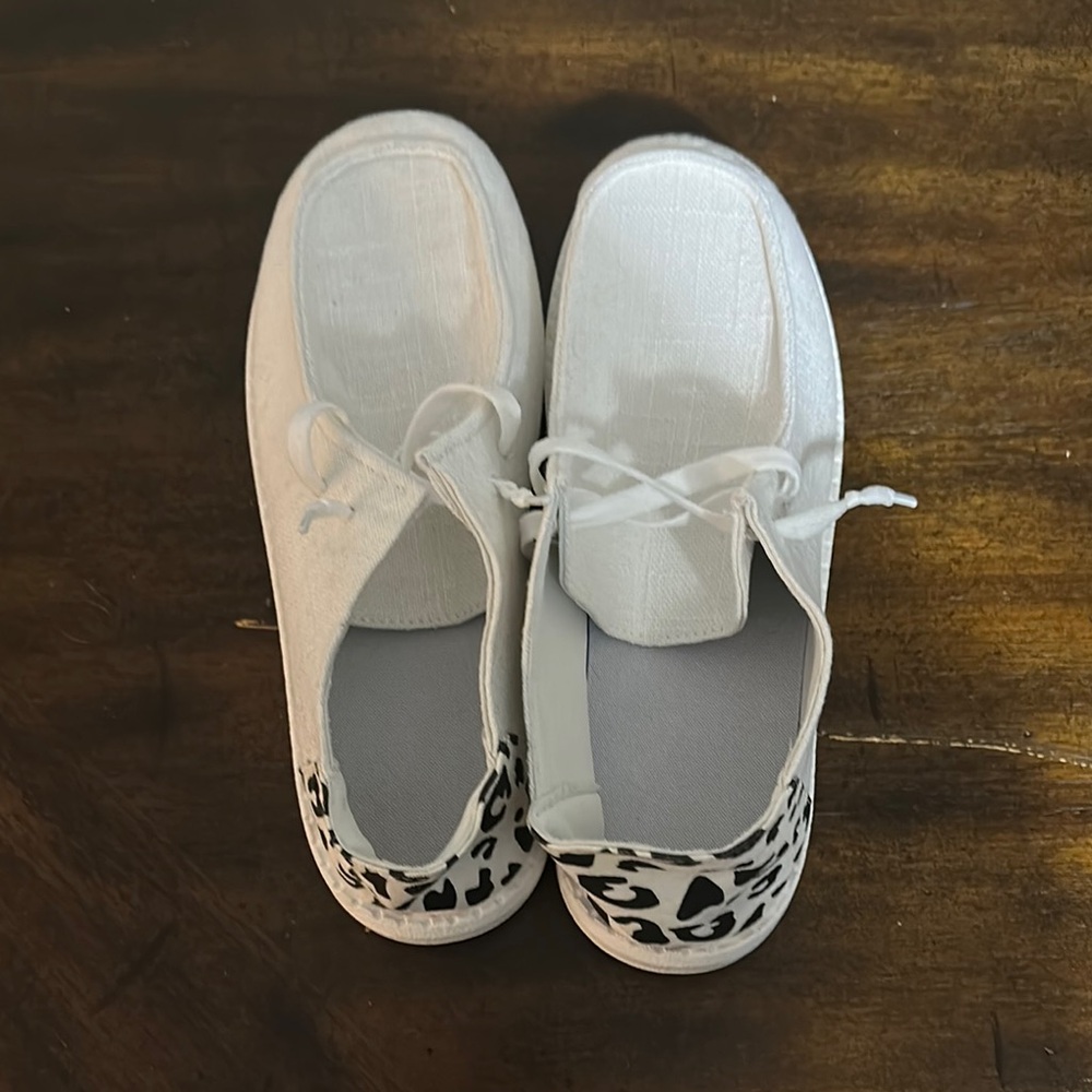 Women's New White Leopard Print Shoes